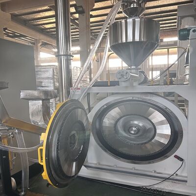 Plastic water tank rotational molding casting lining PE shredding grinder pulverizing milling machine